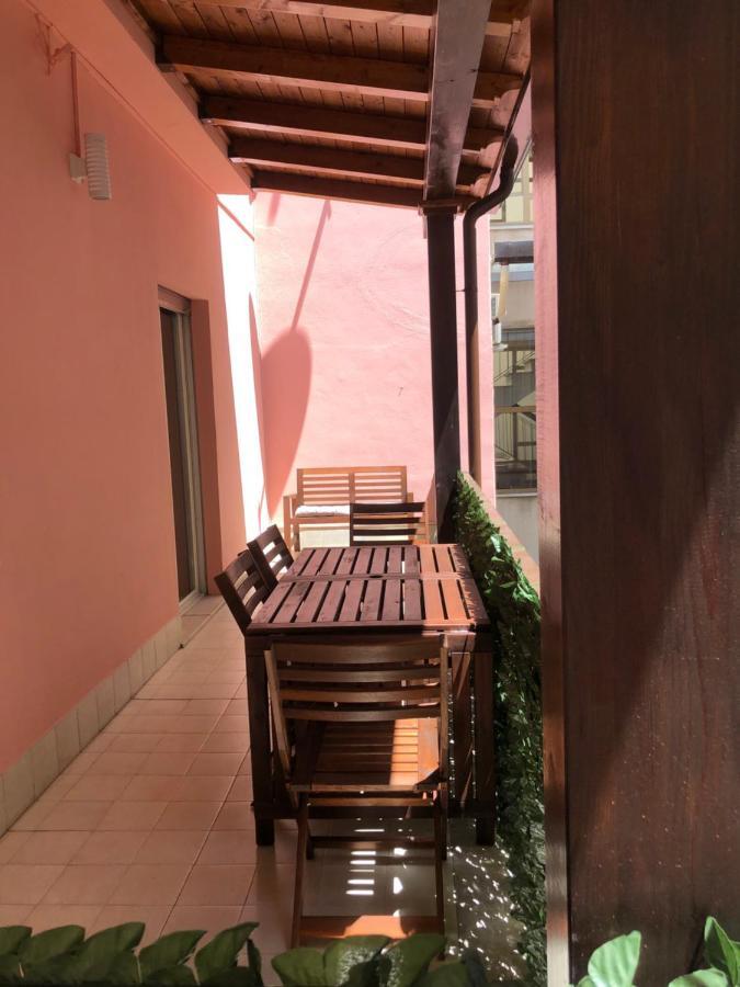 Holiday House In Lungomare Tysandros Giardini Naxos Eksteriør bilde